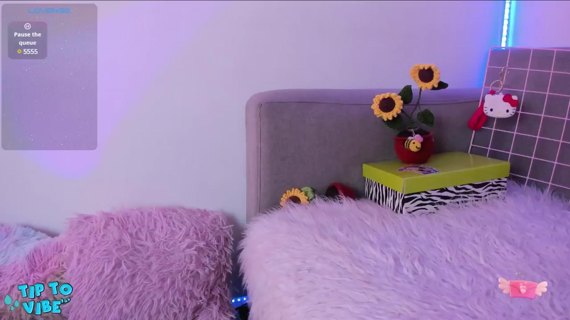 Gallery image thumbnail from Tifannys_ti's myfreecams stream on, 11/14/2024, 15:38 image 7 of 20