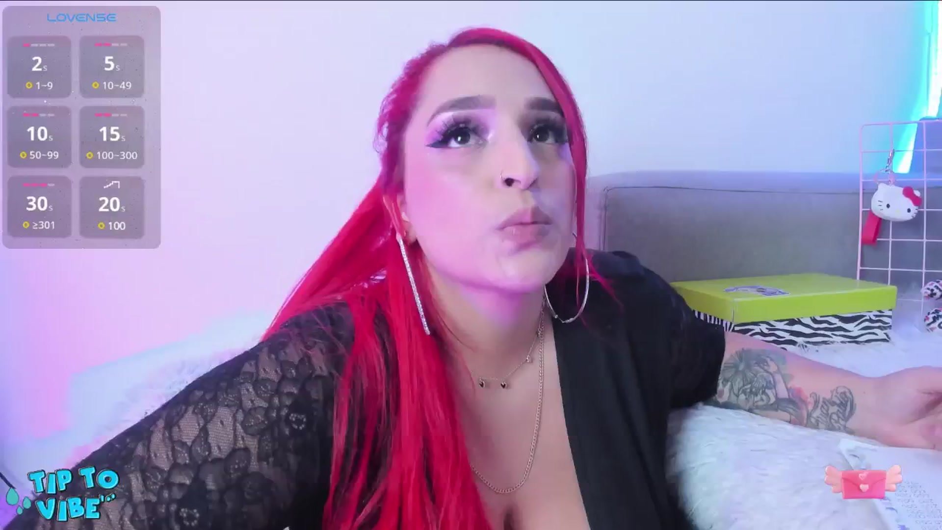 Gallery image thumbnail from Tifannys_ti's myfreecams stream on, 11/16/2024, 17:06 image 7 of 20