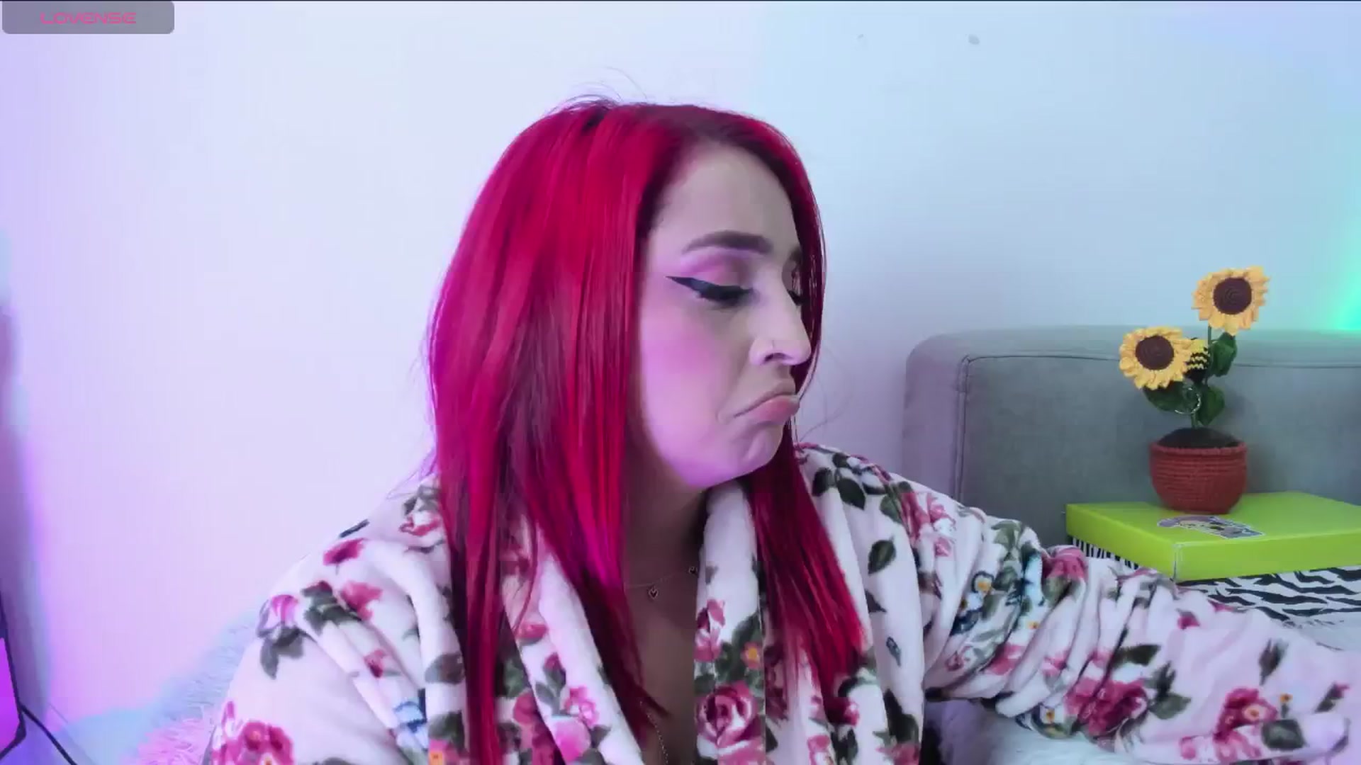 Gallery image thumbnail from Tifannys_ti's myfreecams stream on, 11/17/2024, 13:31 image 6 of 20