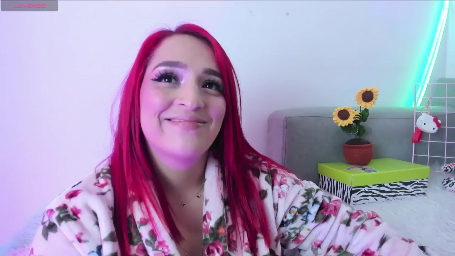 Gallery image thumbnail from Tifannys_ti's myfreecams stream on, 11/17/2024, 13:31 image 17 of 20