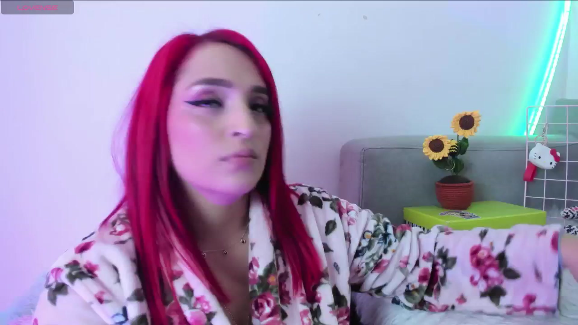 Gallery image thumbnail from Tifannys_ti's myfreecams stream on, 11/17/2024, 13:31 image 13 of 20