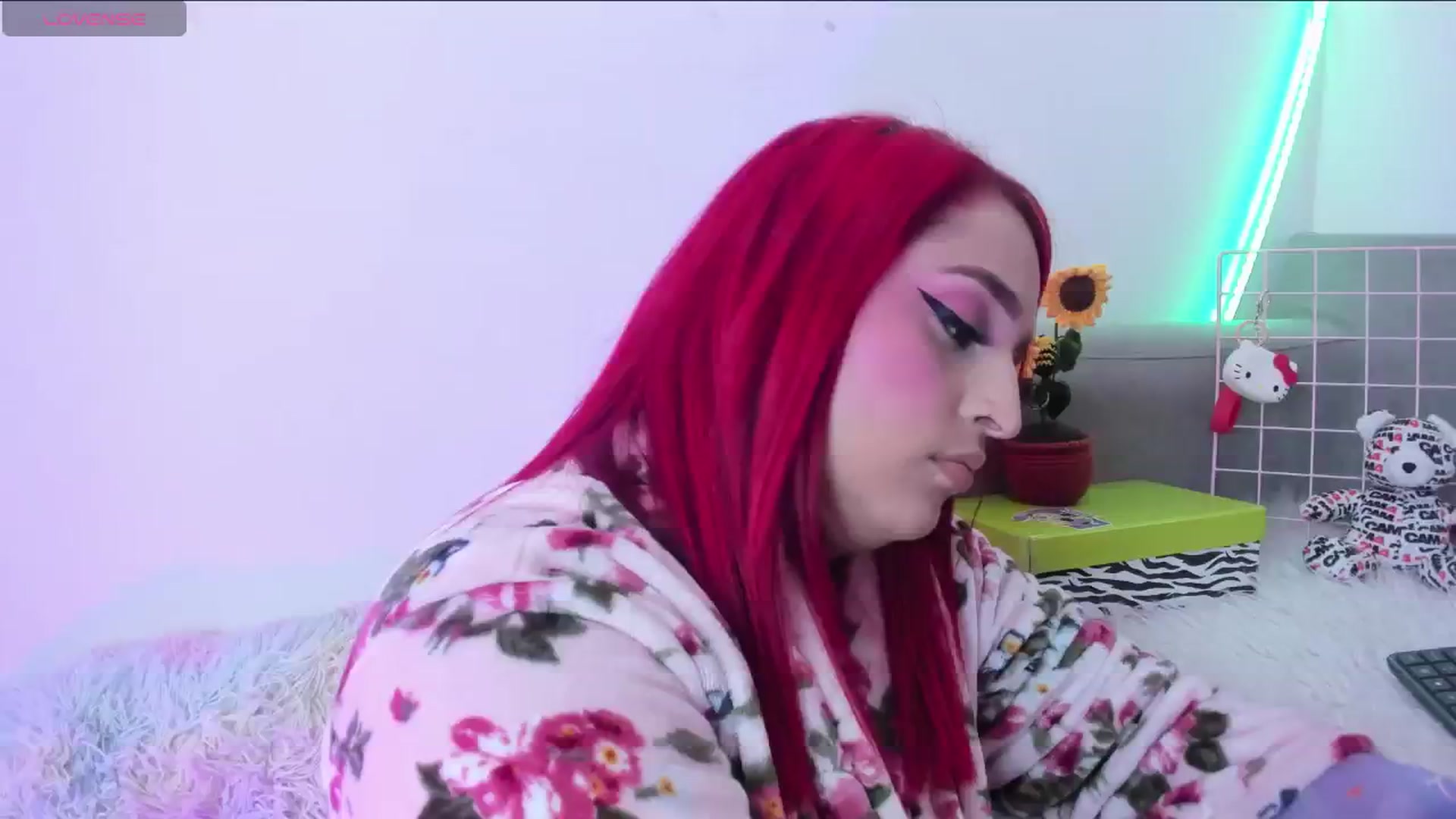 Gallery image thumbnail from Tifannys_ti's myfreecams stream on, 11/17/2024, 13:59 image 3 of 20