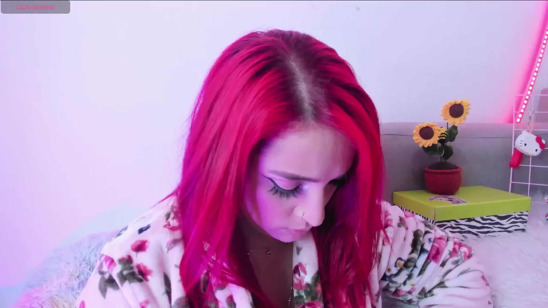 Gallery image thumbnail from Tifannys_ti's myfreecams stream on, 11/17/2024, 13:59 image 8 of 20