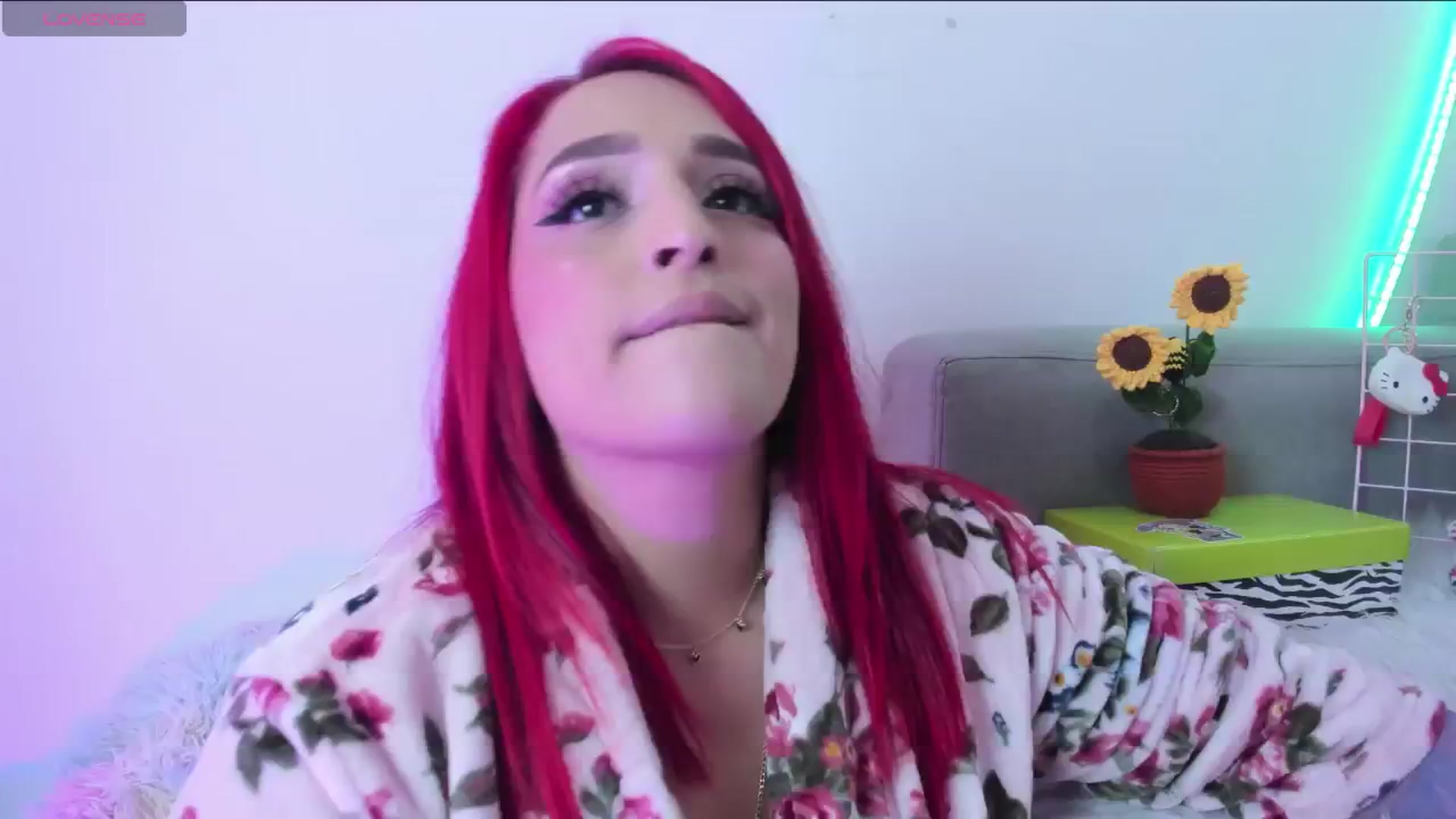 Gallery image thumbnail from Tifannys_ti's myfreecams stream on, 11/17/2024, 13:59 image 7 of 20