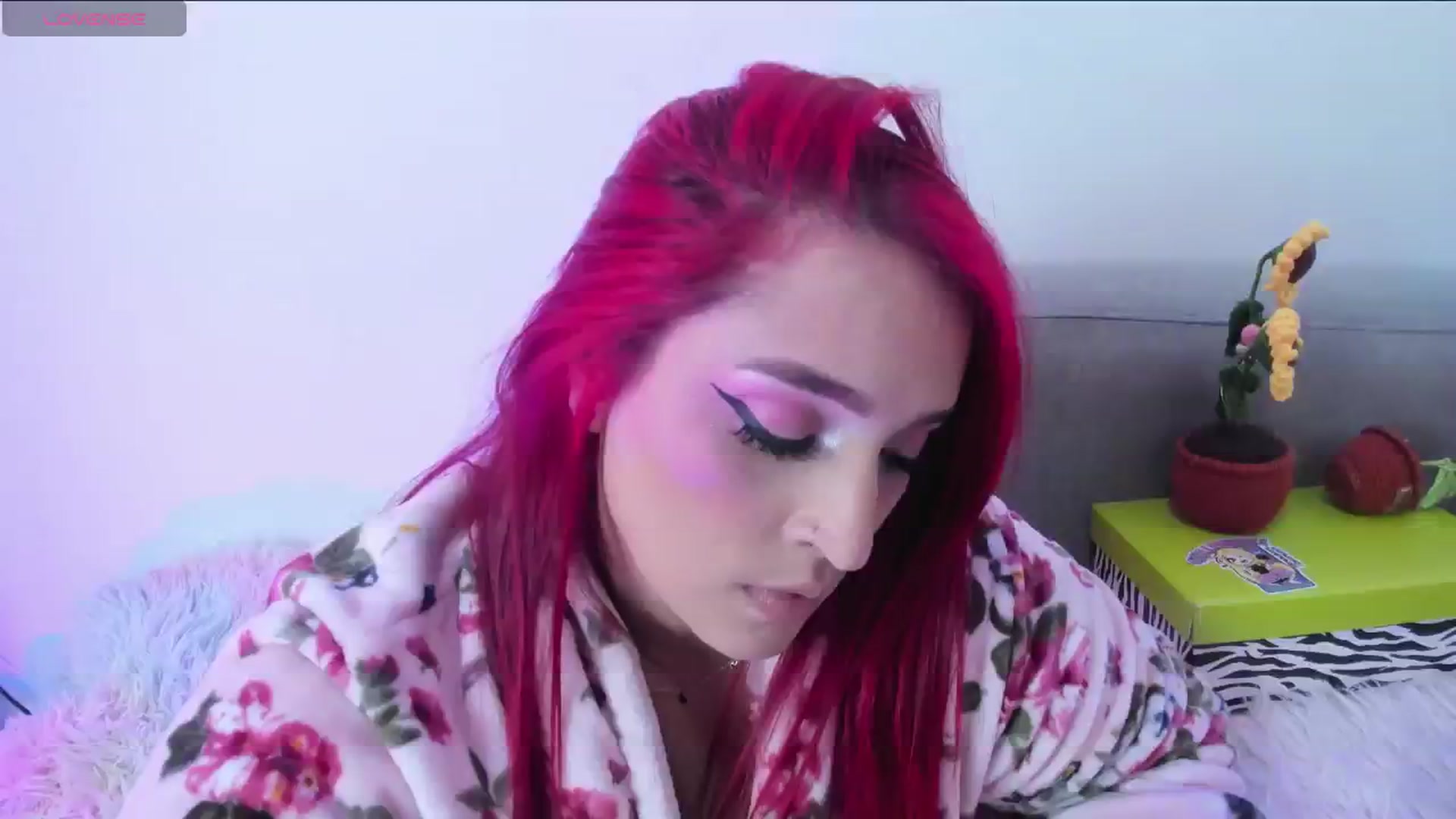 Gallery image thumbnail from Tifannys_ti's myfreecams stream on, 11/17/2024, 18:39 image 3 of 20