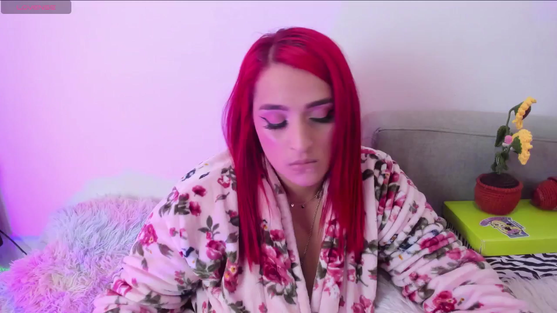 Gallery image thumbnail from Tifannys_ti's myfreecams stream on, 11/17/2024, 18:39 image 8 of 20