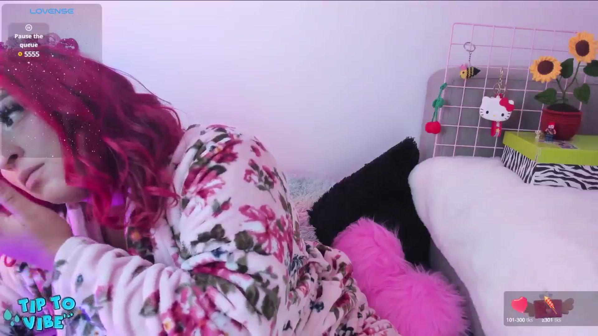Gallery image thumbnail from Tifannys_ti's myfreecams stream on, 12/18/2024, 16:06 image 5 of 20
