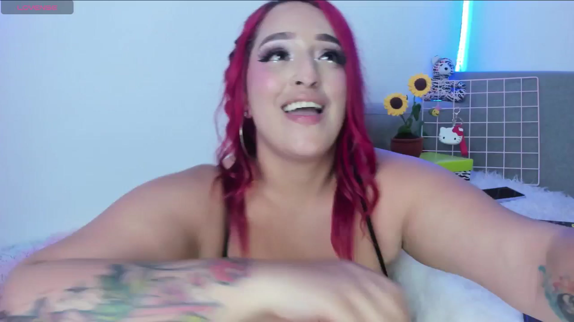 Gallery image thumbnail from Tifannys_ti's myfreecams stream on, 12/27/2024, 24:30 image 6 of 20
