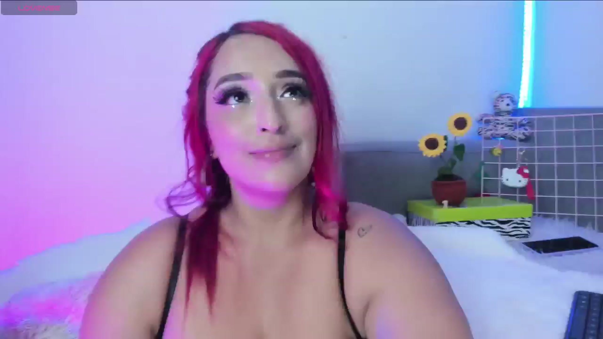 Gallery image thumbnail from Tifannys_ti's myfreecams stream on, 12/27/2024, 24:30 image 10 of 20