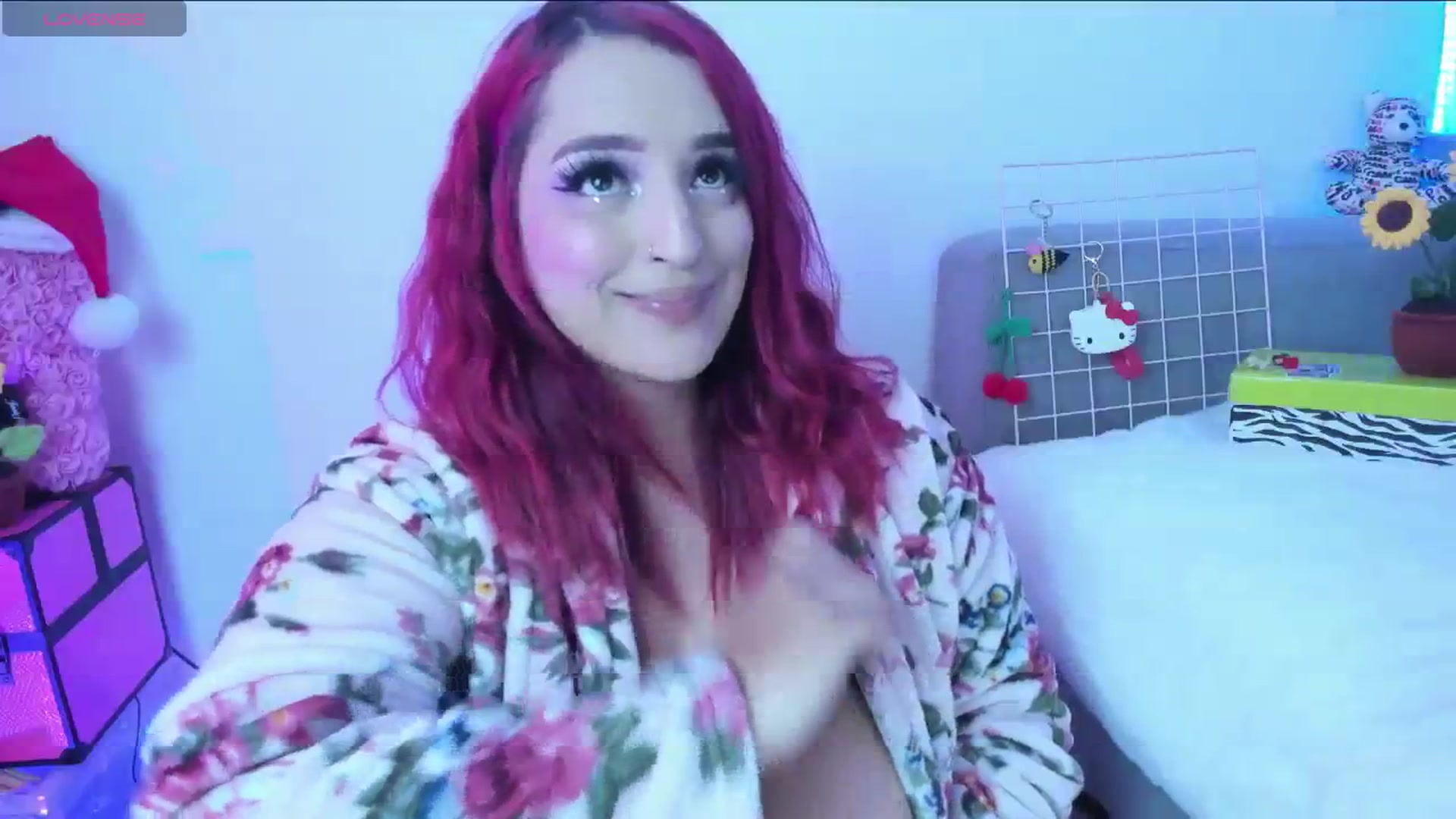 Gallery image thumbnail from Tifannys_ti's myfreecams stream on, 12/27/2024, 20:51 image 16 of 20