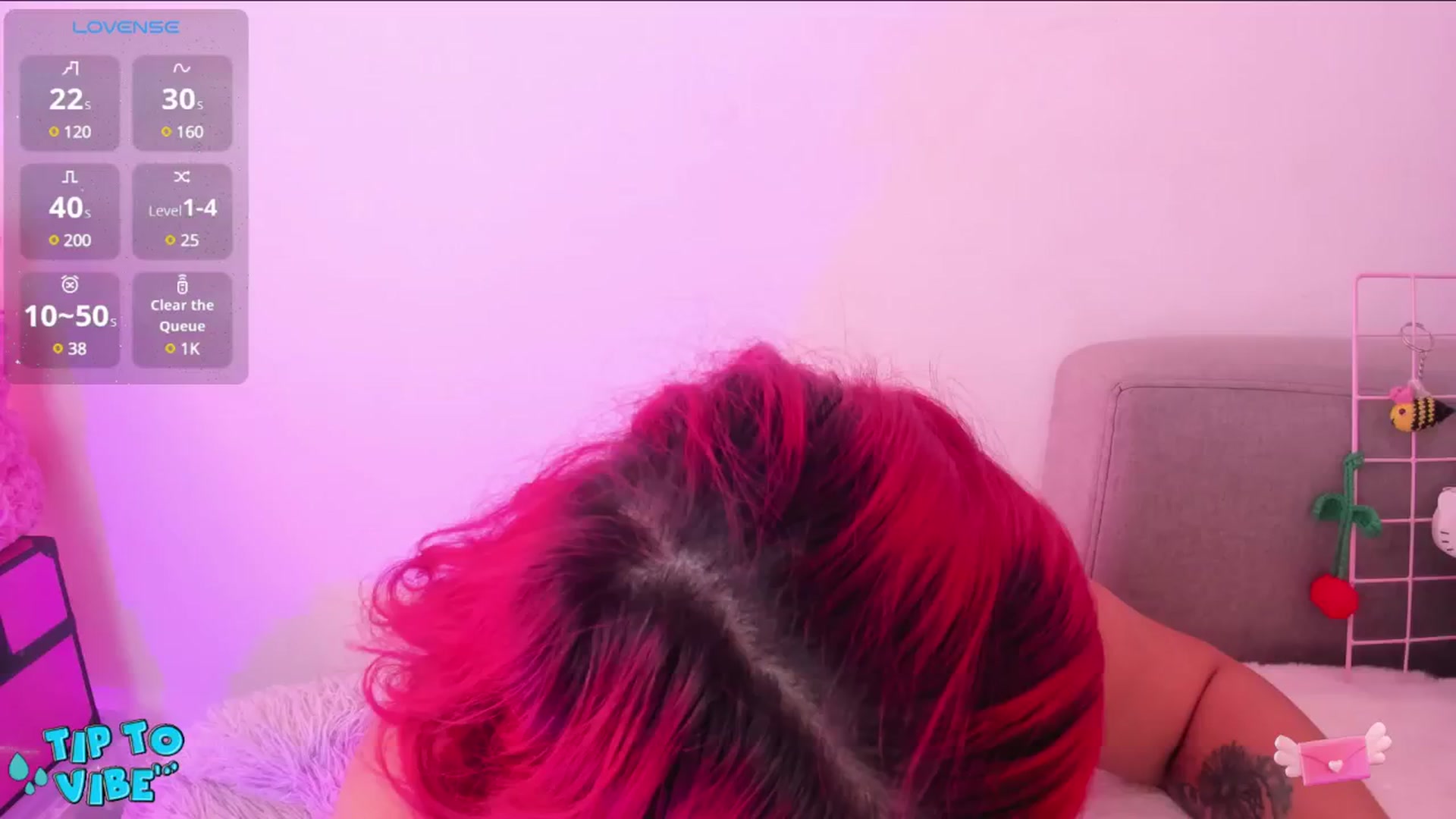 Gallery image thumbnail from Tifannys_ti's myfreecams stream on, 12/31/2024, 15:22 image 10 of 20