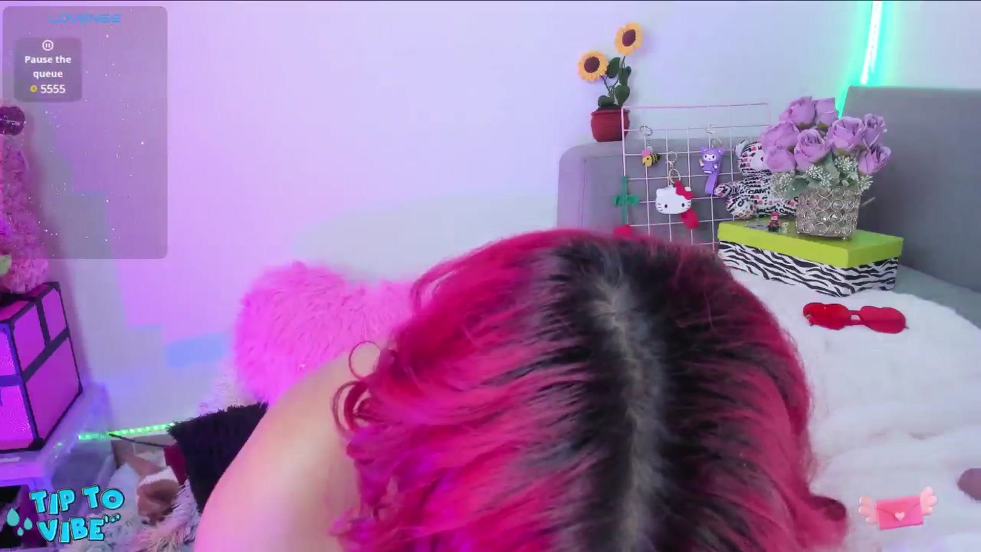 Gallery image thumbnail from Tifannys_ti's myfreecams stream on, 01/03/2025, 15:33 image 17 of 20