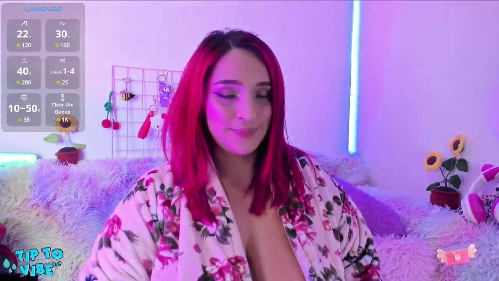 Gallery image thumbnail from Tifannys_ti's myfreecams stream on, 02/06/2025, 15:13 image 2 of 20