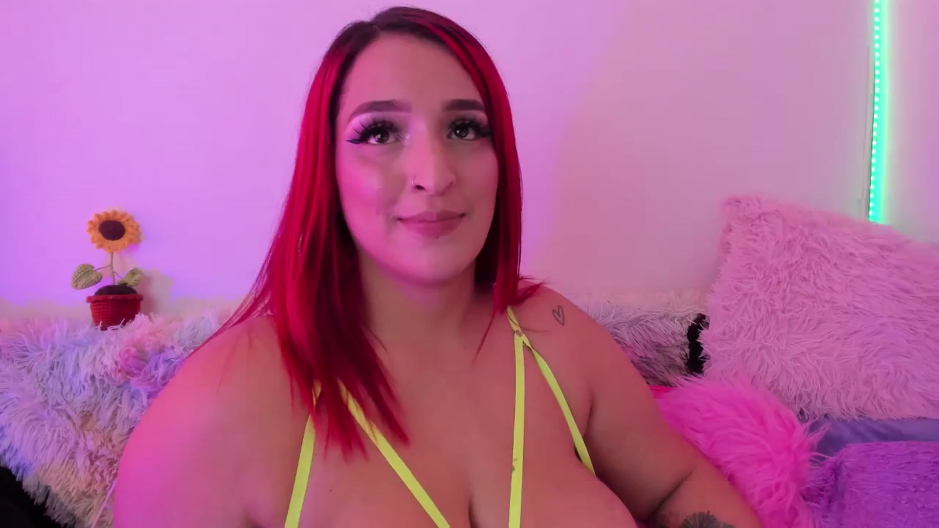 Gallery image thumbnail from Tifannys_ti's myfreecams stream on, 02/18/2025, 14:38 image 17 of 20