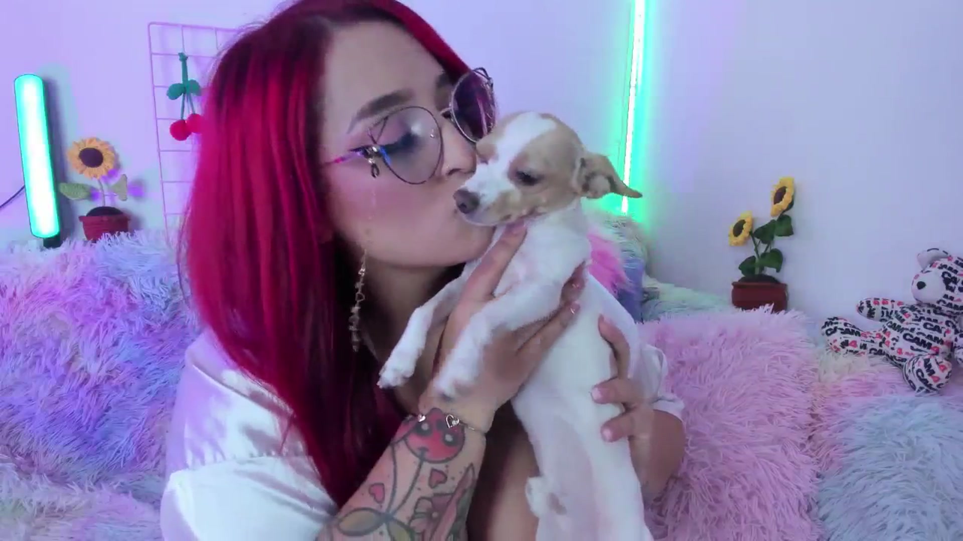 Gallery image thumbnail from Tifannys_ti's myfreecams stream on, 03/05/2025, 13:04 image 6 of 20