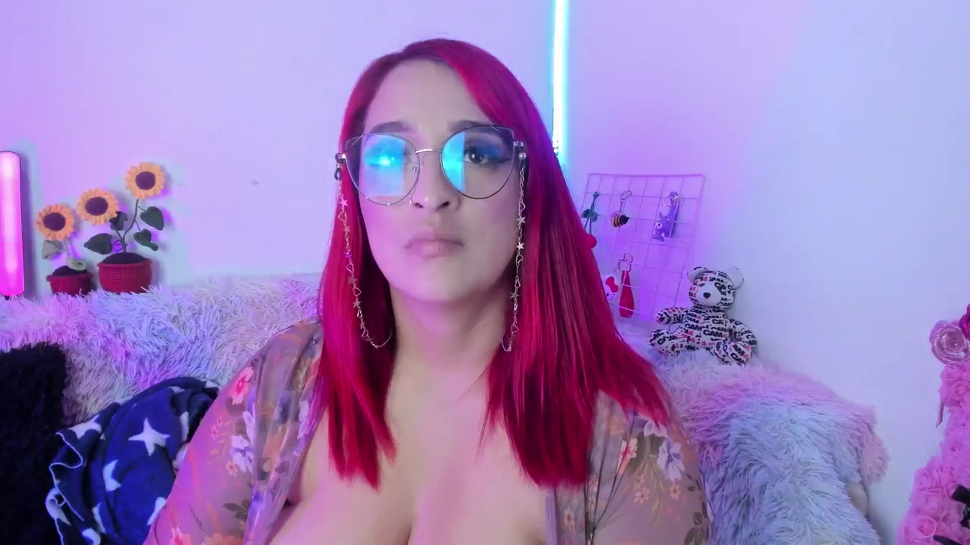 Gallery image thumbnail from Tifannys_ti's myfreecams stream on, 03/07/2025, 14:14 image 7 of 20