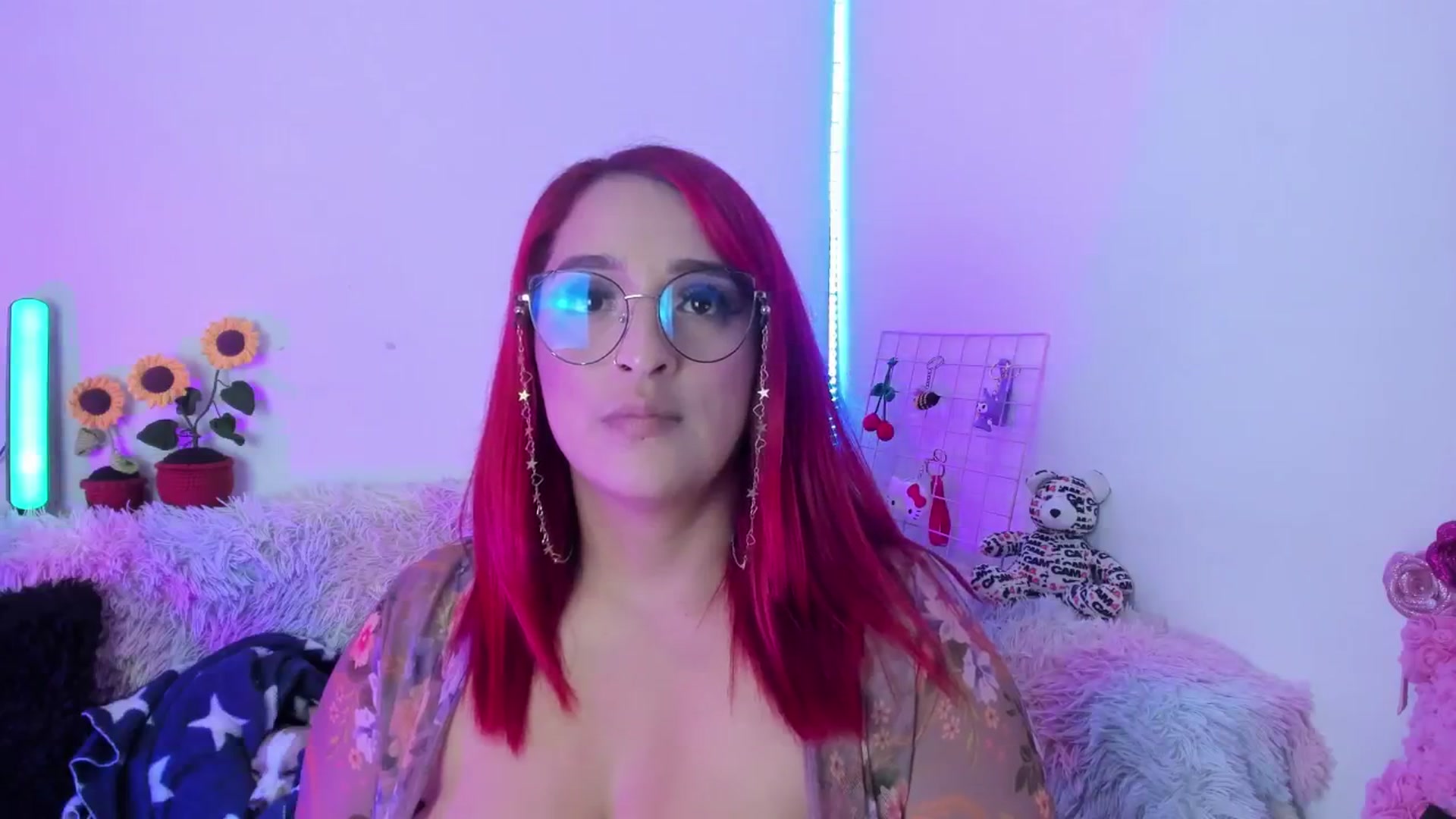 Gallery image thumbnail from Tifannys_ti's myfreecams stream on, 03/07/2025, 14:14 image 6 of 20