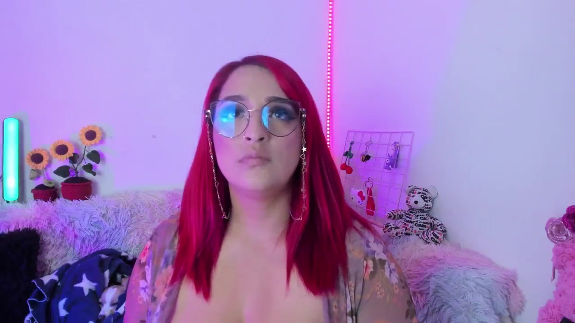 Gallery image thumbnail from Tifannys_ti's myfreecams stream on, 03/07/2025, 14:14 image 4 of 20