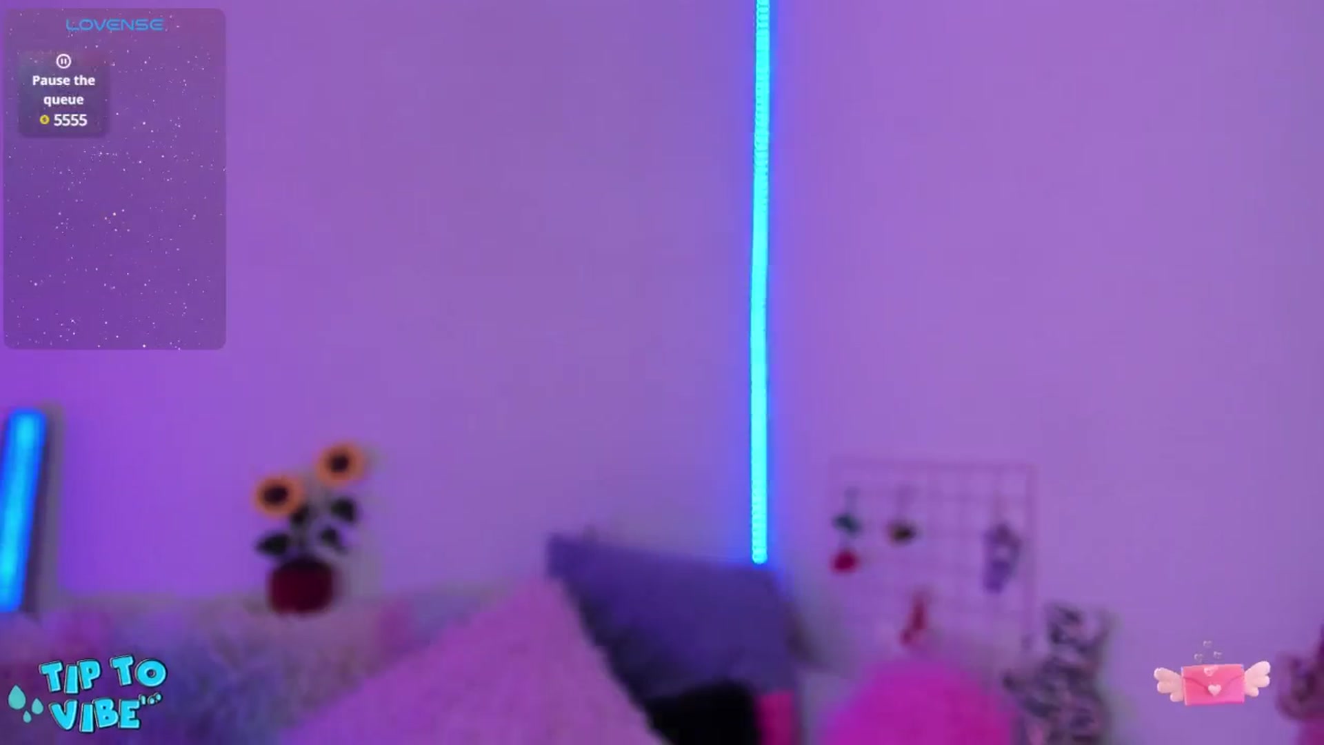 Gallery image thumbnail from Tifannys_ti's myfreecams stream on, 03/14/2025, 17:07 image 14 of 20