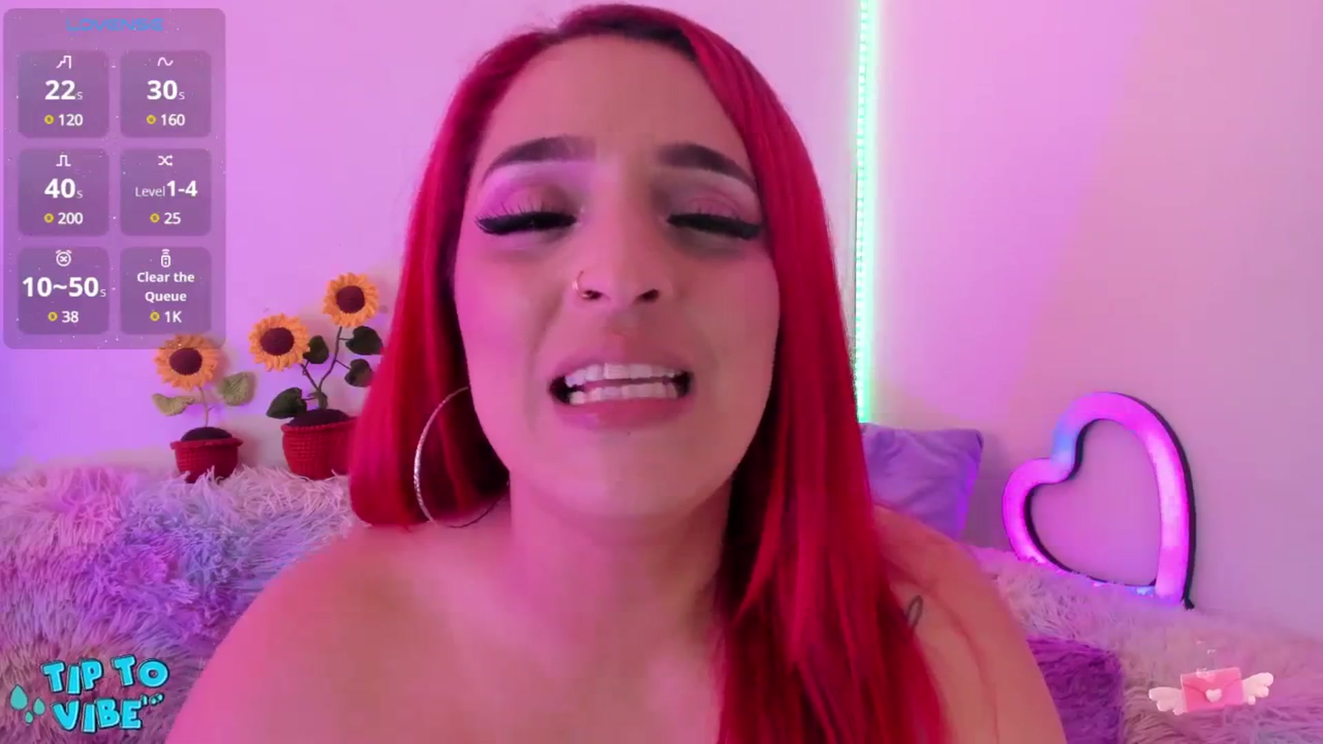 Gallery image thumbnail from Tifannys_ti's myfreecams stream on, 03/21/2025, 15:00 image 5 of 20