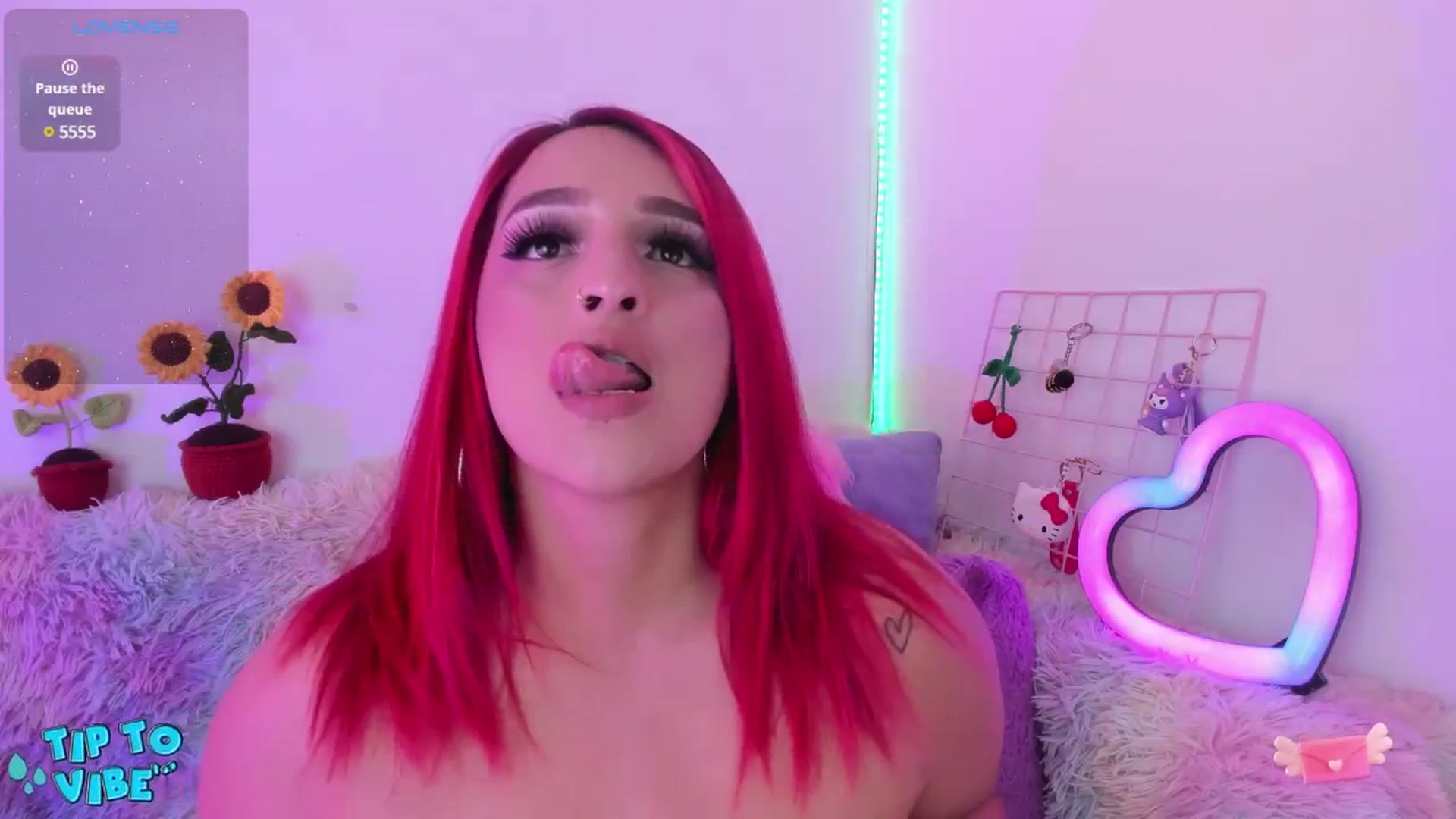 Gallery image thumbnail from Tifannys_ti's myfreecams stream on, 03/25/2025, 14:35 image 19 of 20