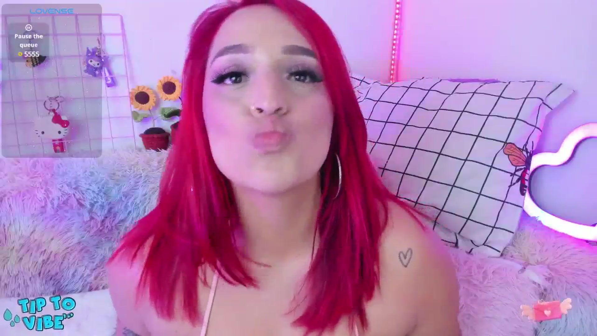 Gallery image thumbnail from Tifannys_ti's myfreecams stream on, 03/26/2025, 14:14 image 7 of 20
