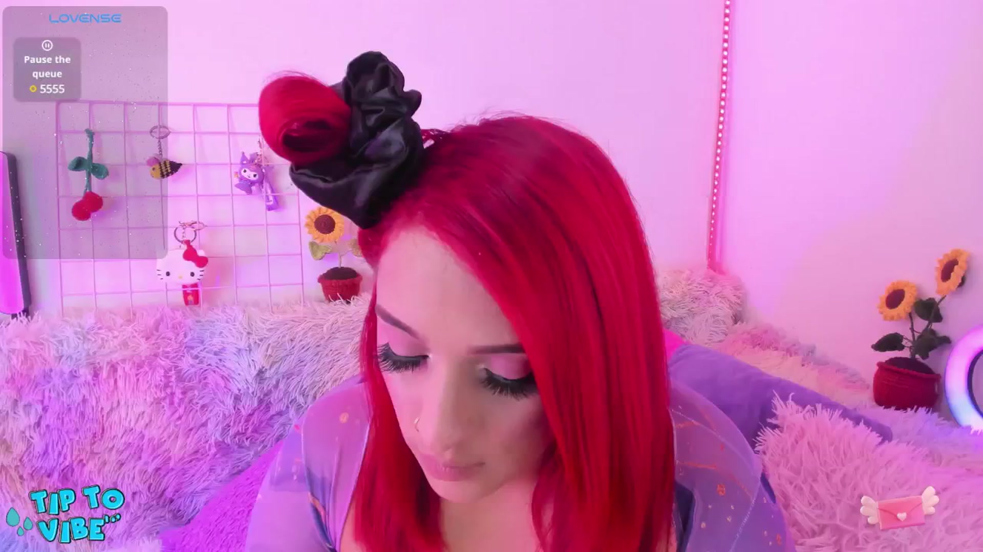 Gallery image thumbnail from Tifannys_ti's myfreecams stream on, 03/27/2025, 14:24 image 4 of 20