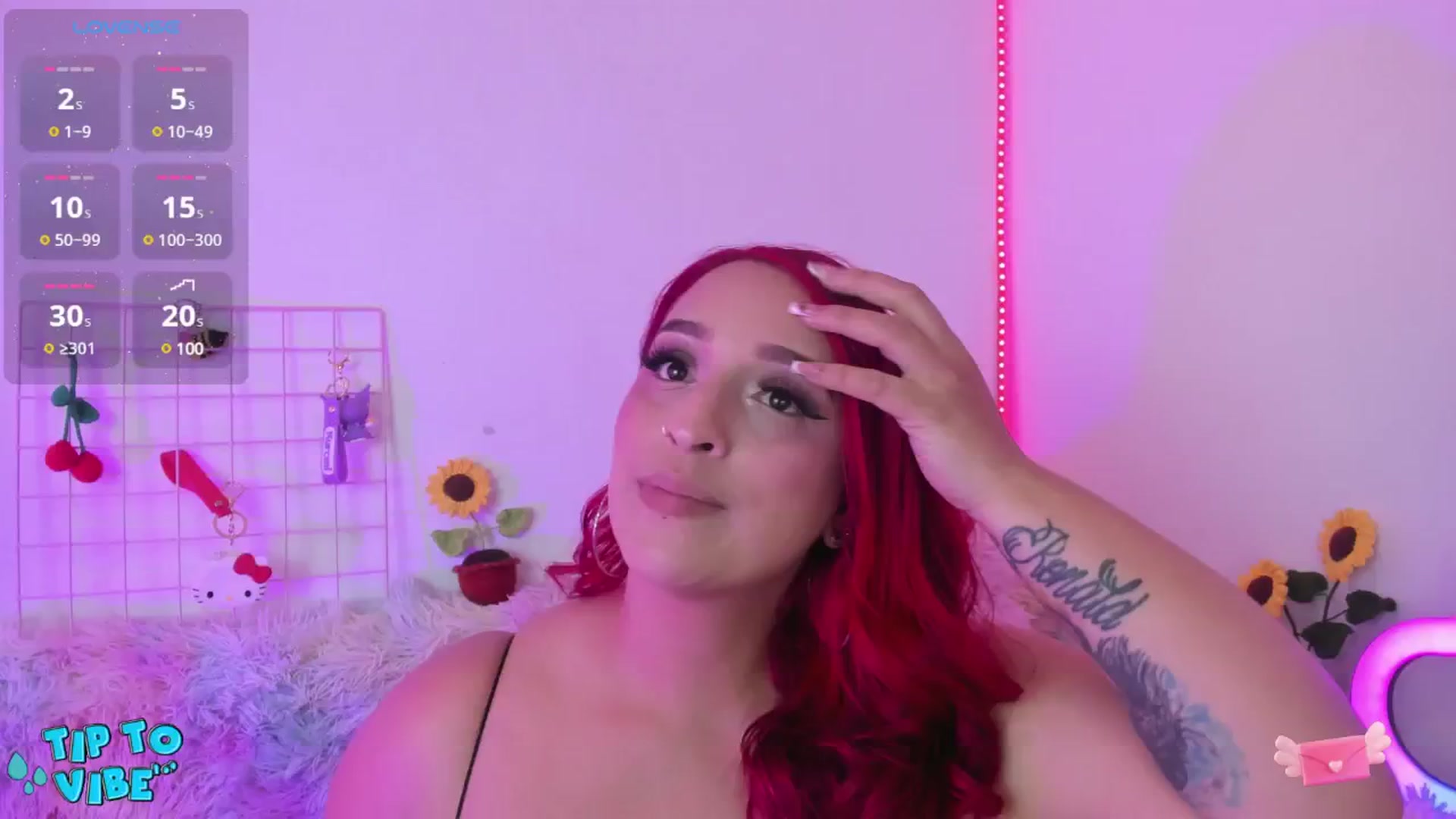 Gallery image thumbnail from Tifannys_ti's myfreecams stream on, 03/29/2025, 15:46 image 18 of 20
