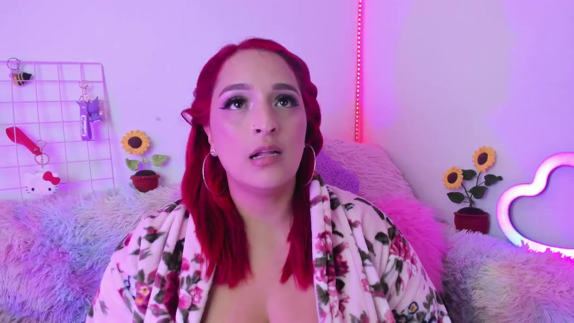 Gallery image thumbnail from Tifannys_ti's myfreecams stream on, 03/31/2025, 16:12 image 3 of 20