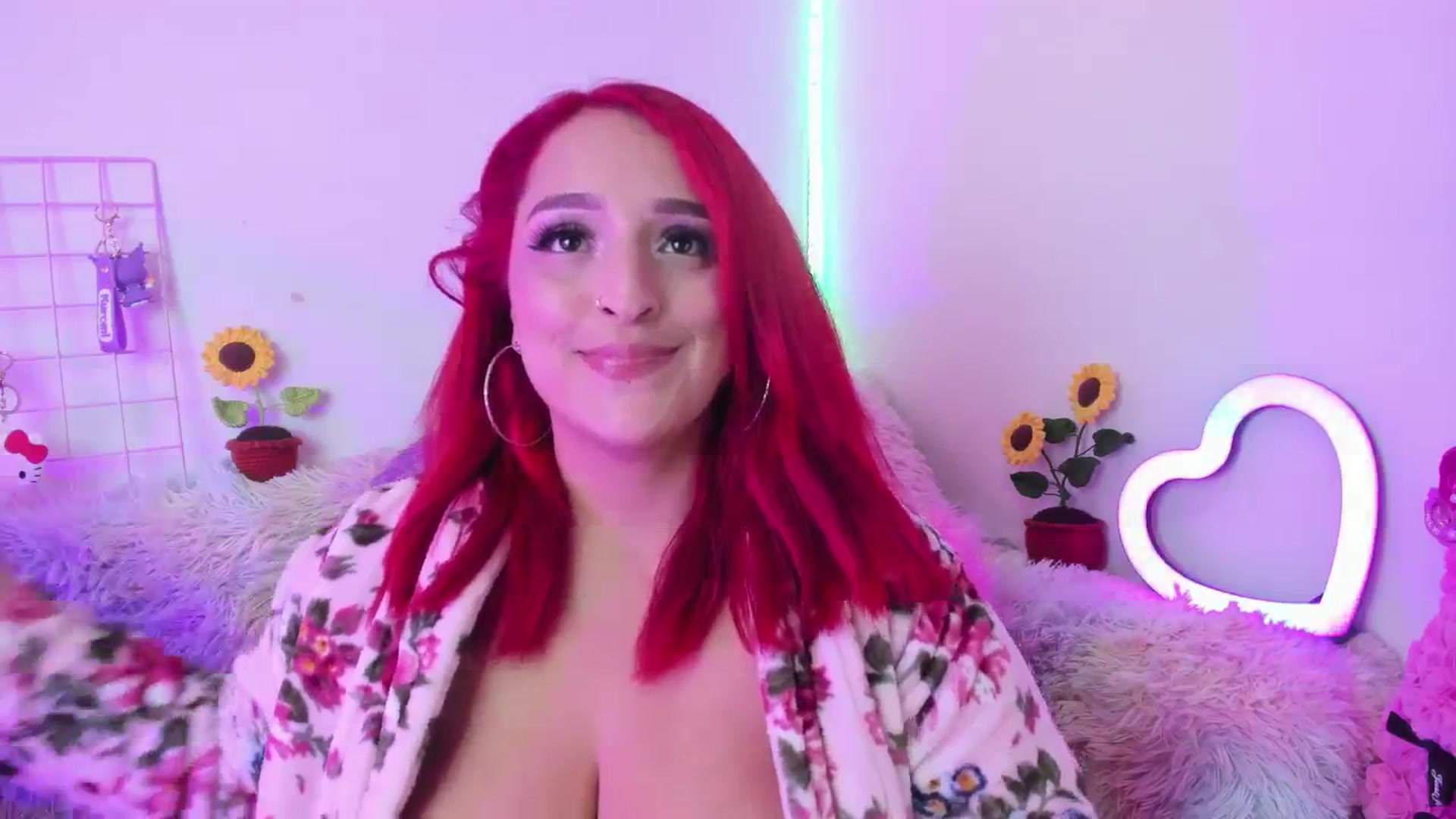 Gallery image thumbnail from Tifannys_ti's myfreecams stream on, 03/31/2025, 16:12 image 7 of 20