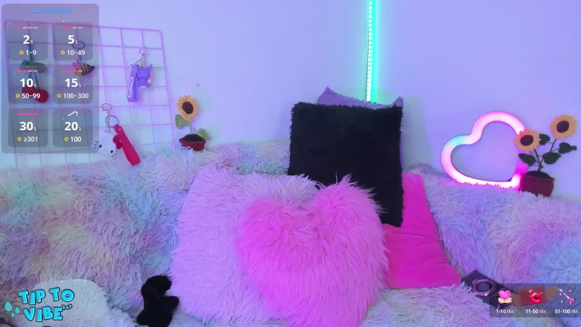 Gallery image thumbnail from Tifannys_ti's myfreecams stream on, 04/09/2025, 12:10 image 2 of 20