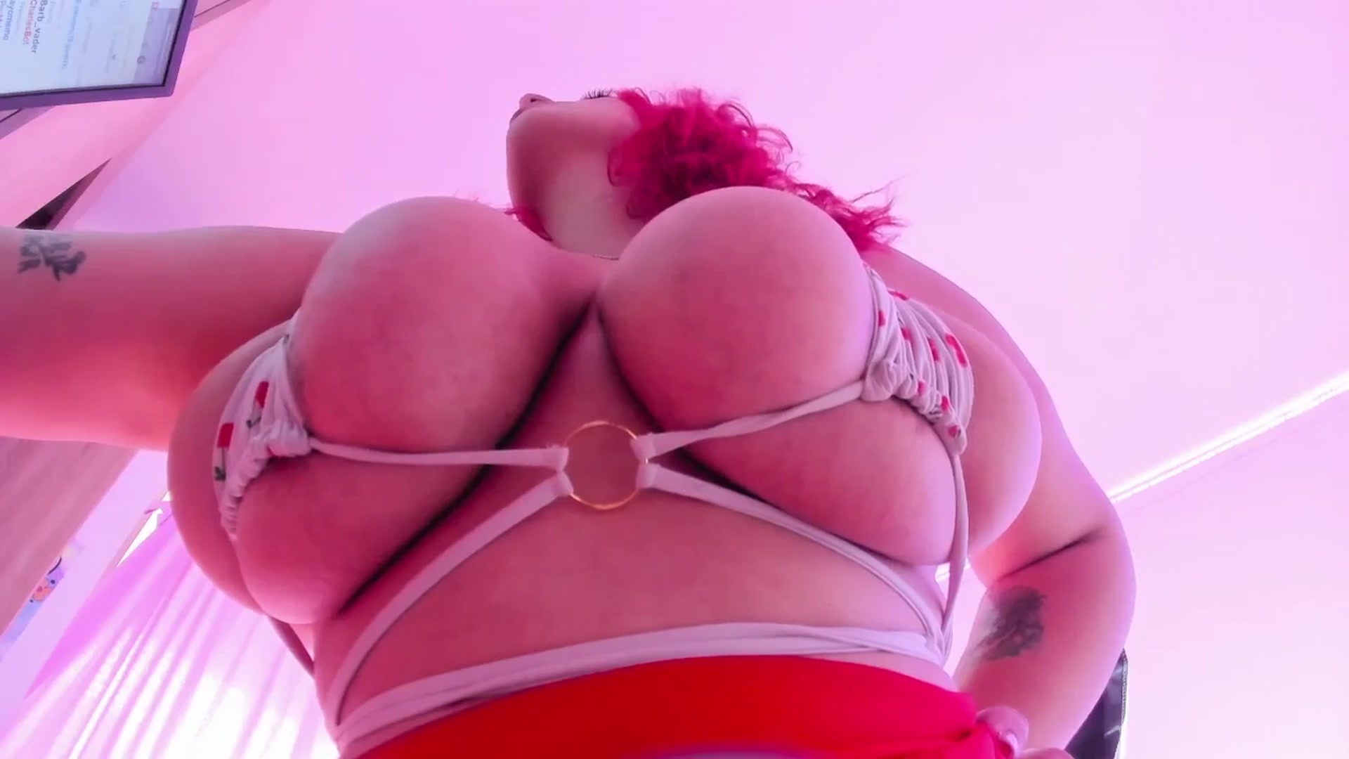 Gallery image thumbnail from Tifannys_ti's myfreecams stream on, 04/19/2025, 13:16 image 3 of 20