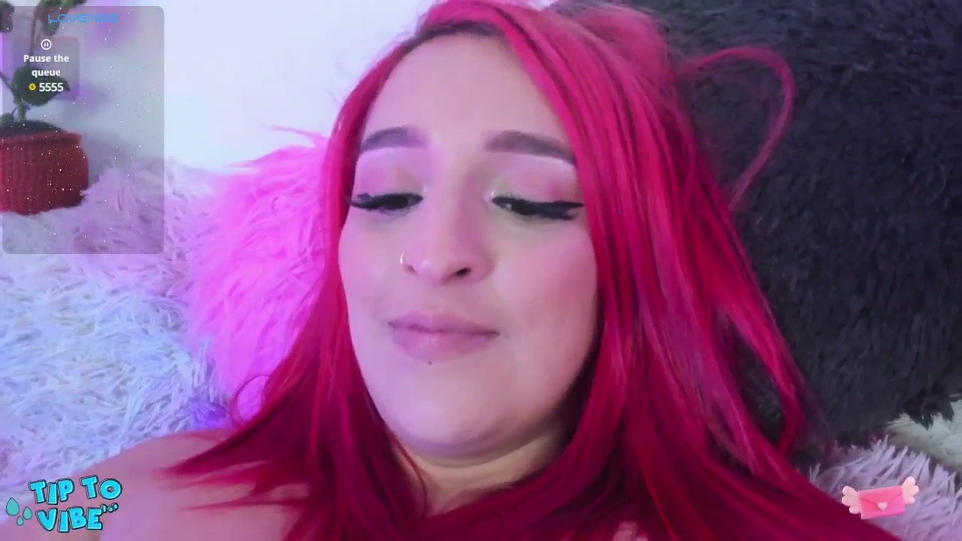 Gallery image thumbnail from Tifannys_ti's myfreecams stream on, 04/22/2025, 14:03 image 15 of 20