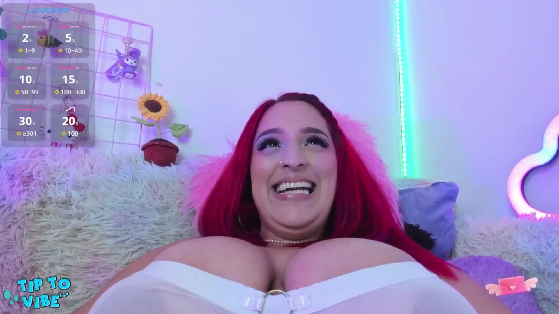Gallery image thumbnail from Tifannys_ti's myfreecams stream on, 05/02/2025, 14:42 image 11 of 20