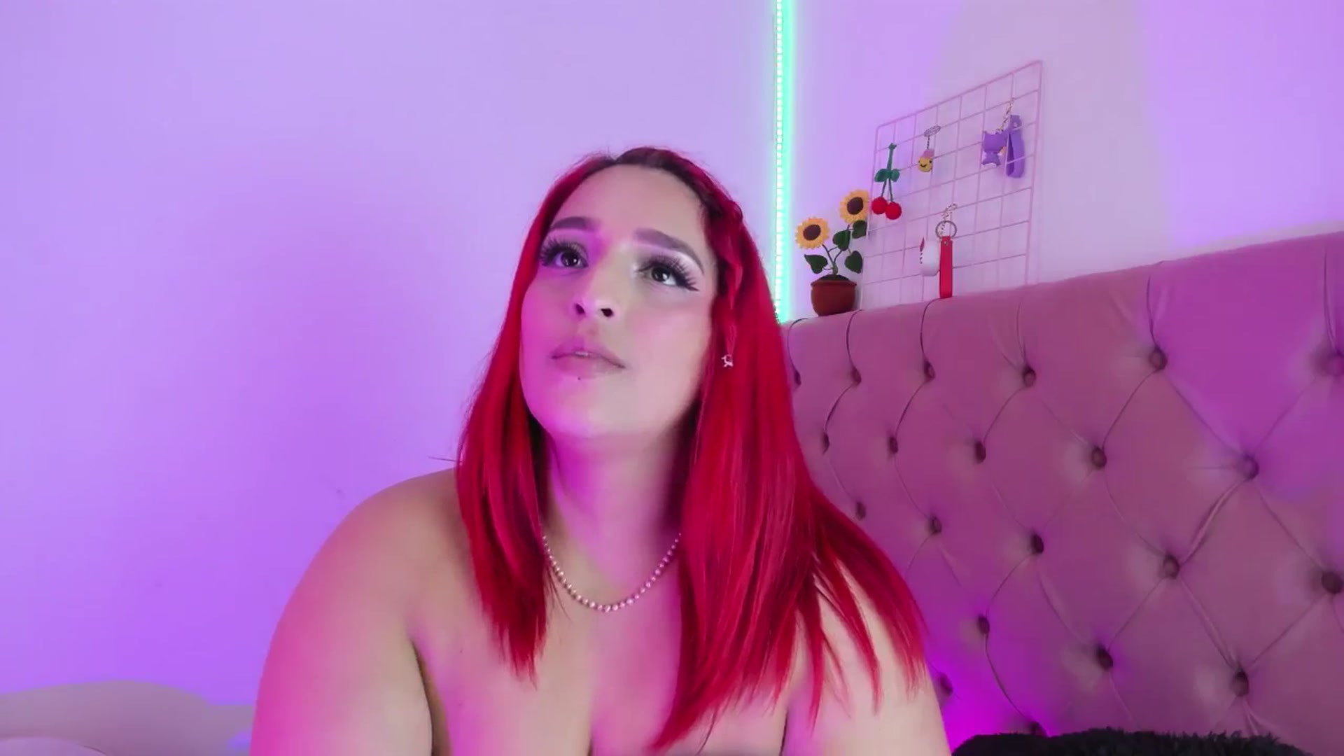Gallery image thumbnail from Tifannys_ti's myfreecams stream on, 05/20/2025, 19:46 image 9 of 20