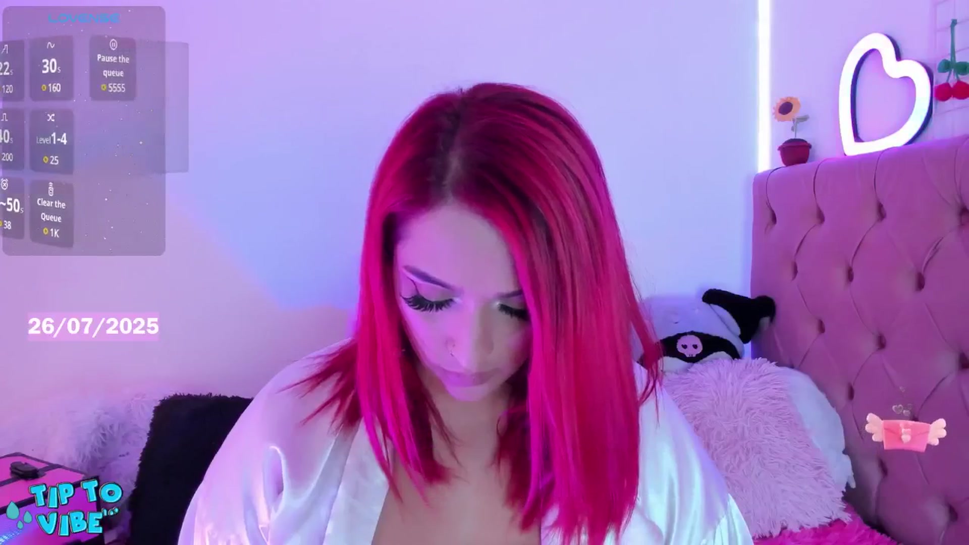 Gallery image thumbnail from Tifannys_ti's myfreecams stream on, 07/26/2025, 16:31 image 14 of 20