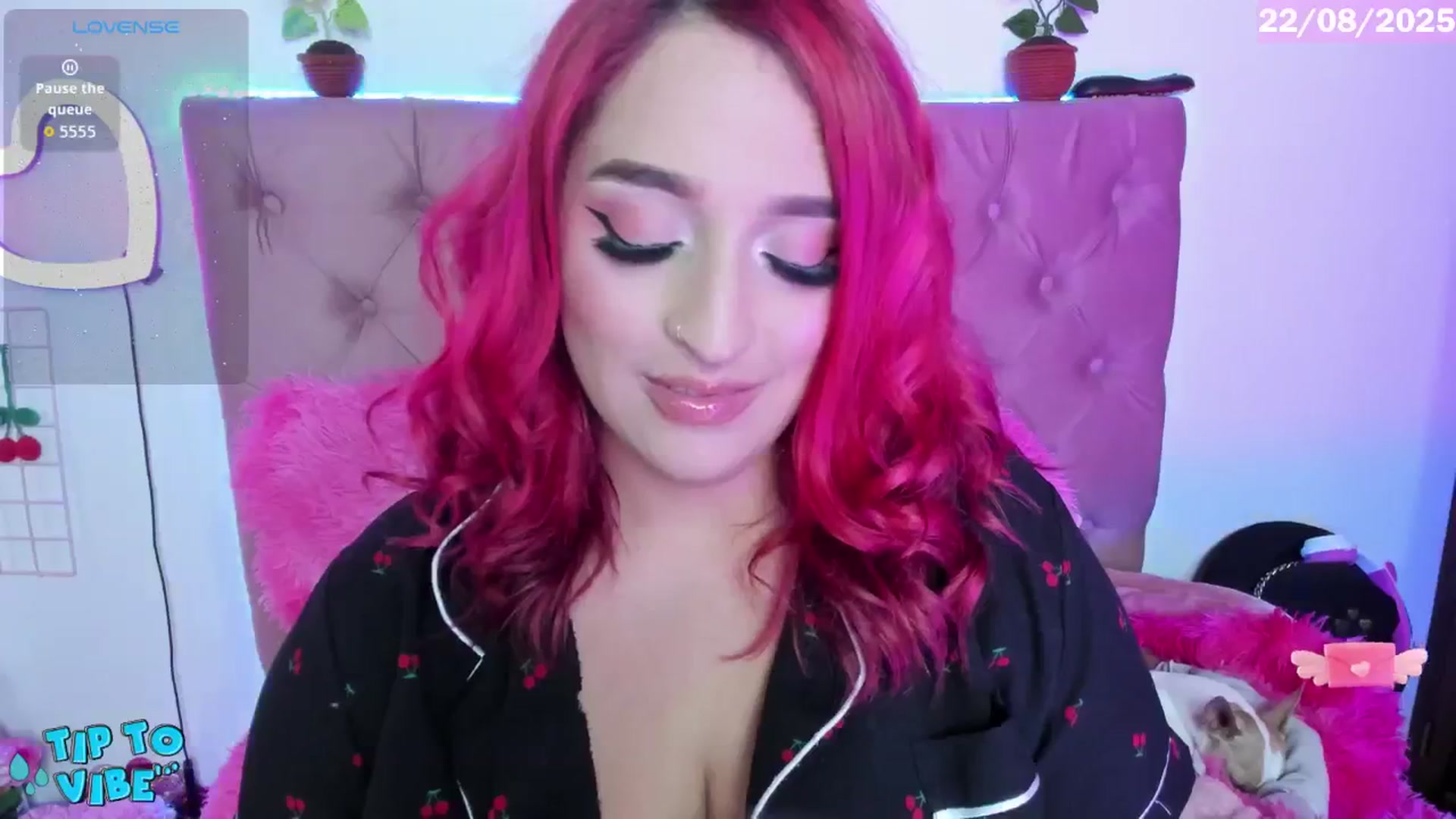 Gallery image thumbnail from Tifannys_ti's myfreecams stream on, 08/22/2025, 16:06 image 19 of 20