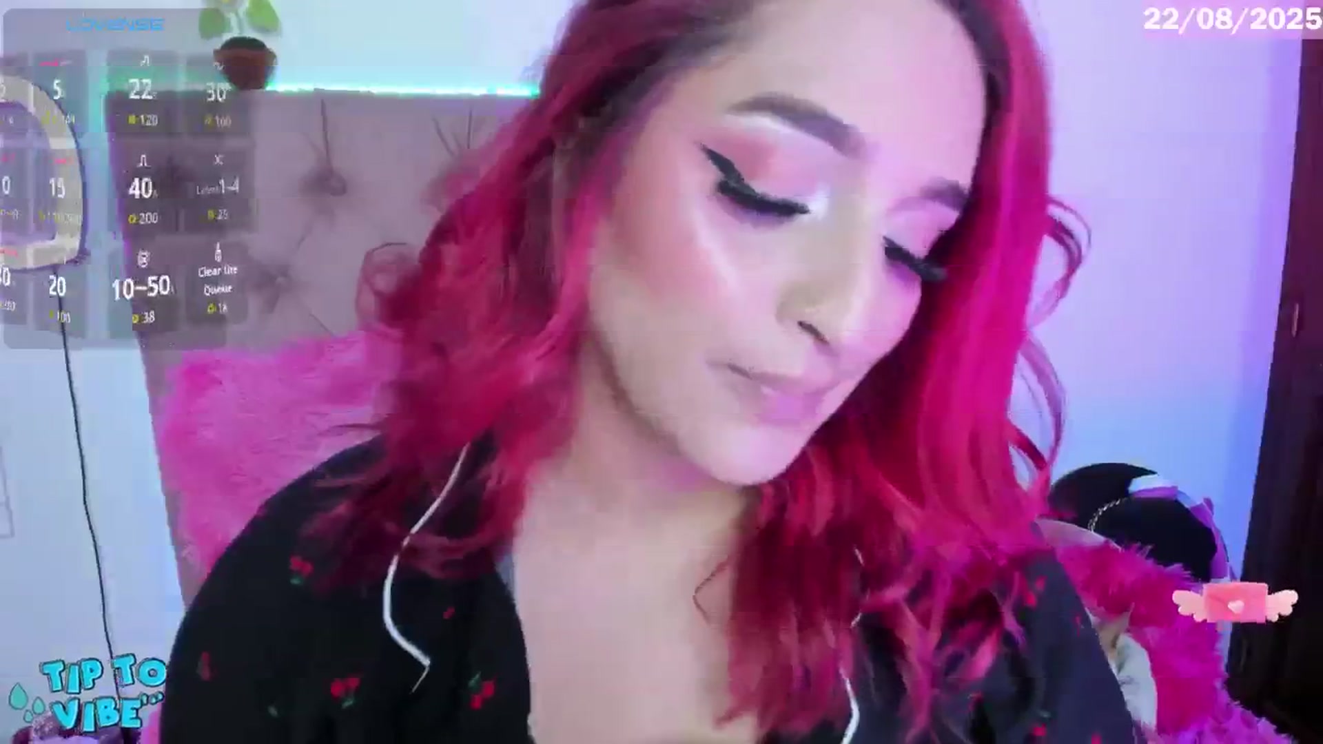Gallery image thumbnail from Tifannys_ti's myfreecams stream on, 08/22/2025, 16:06 image 17 of 20