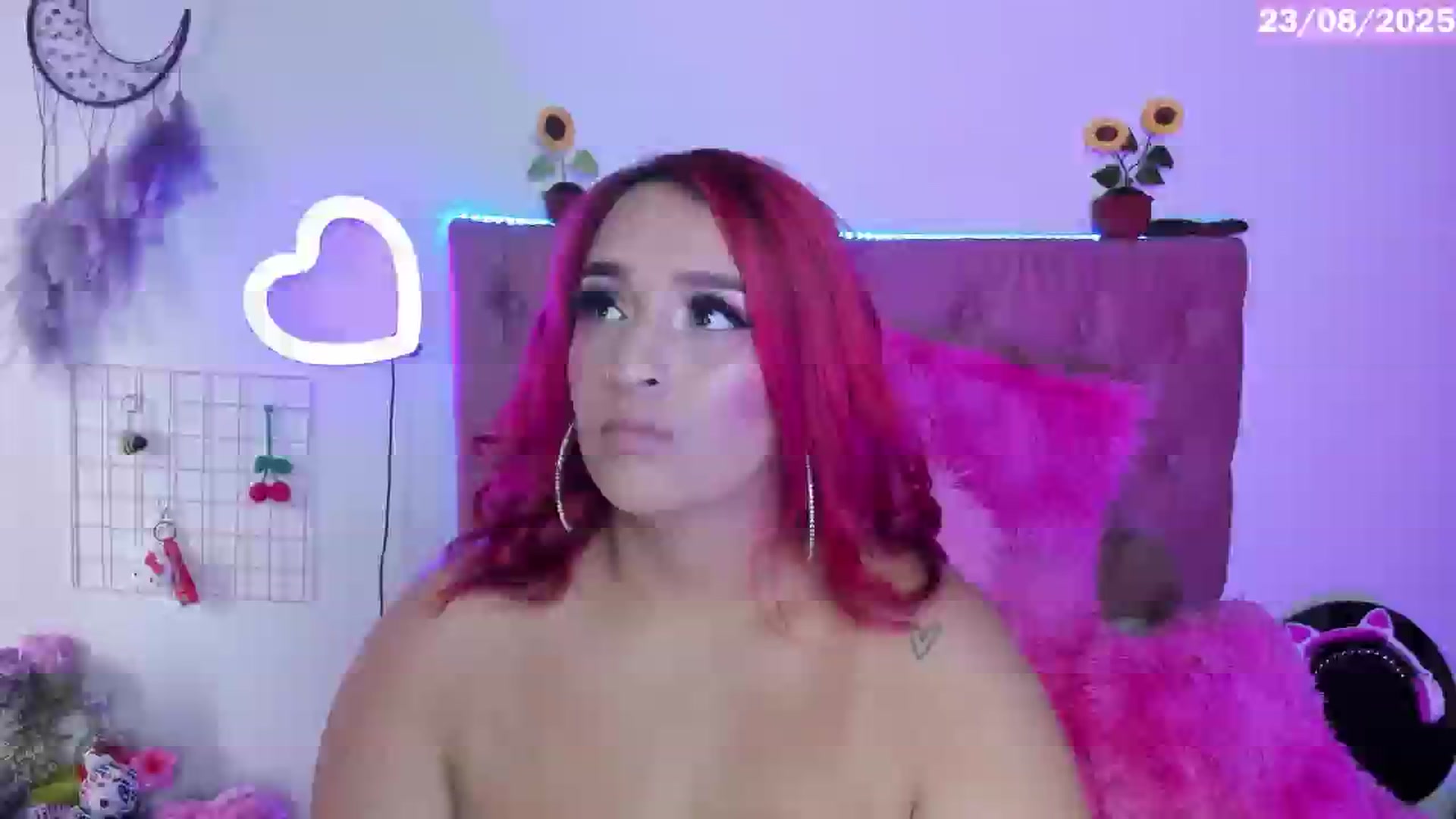 Gallery image thumbnail from Tifannys_ti's myfreecams stream on, 08/23/2025, 15:13 image 13 of 20