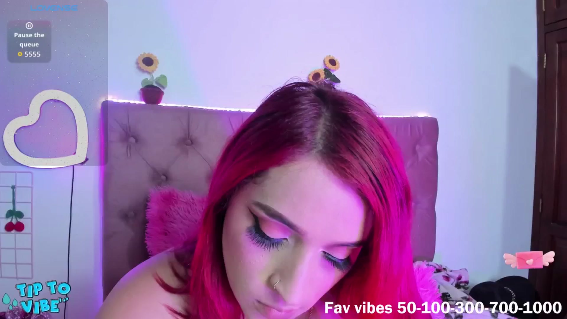 Gallery image thumbnail from Tifannys_ti's myfreecams stream on, 09/09/2025, 14:29 image 19 of 20