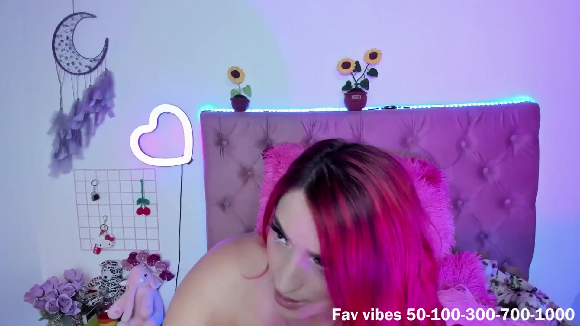 Gallery image thumbnail from Tifannys_ti's myfreecams stream on, 09/26/2025, 15:19 image 9 of 20