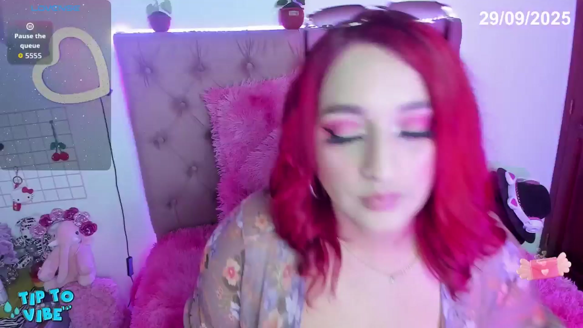 Gallery image thumbnail from Tifannys_ti's myfreecams stream on, 09/30/2025, 13:45 image 10 of 20