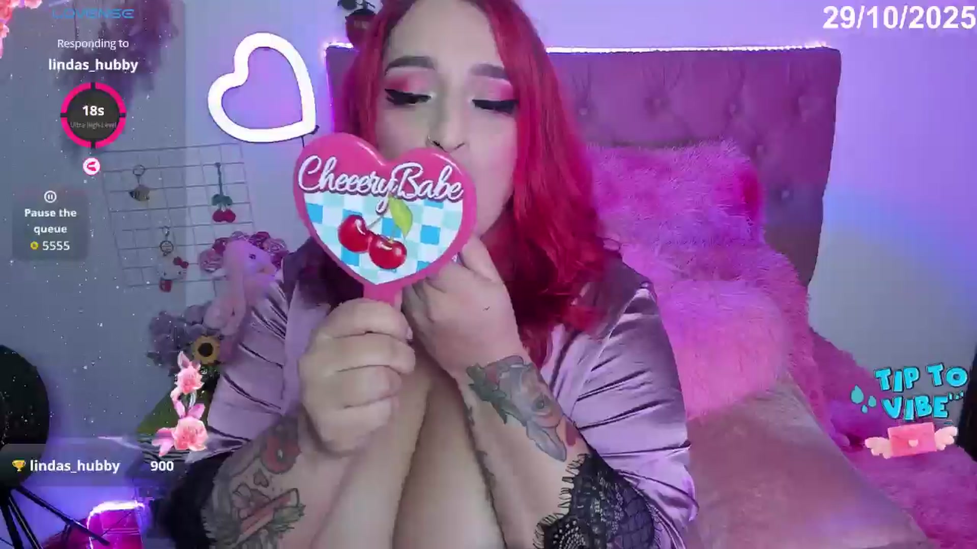 Gallery image thumbnail from Tifannys_ti's myfreecams stream on, 10/29/2025, 12:36 image 17 of 20