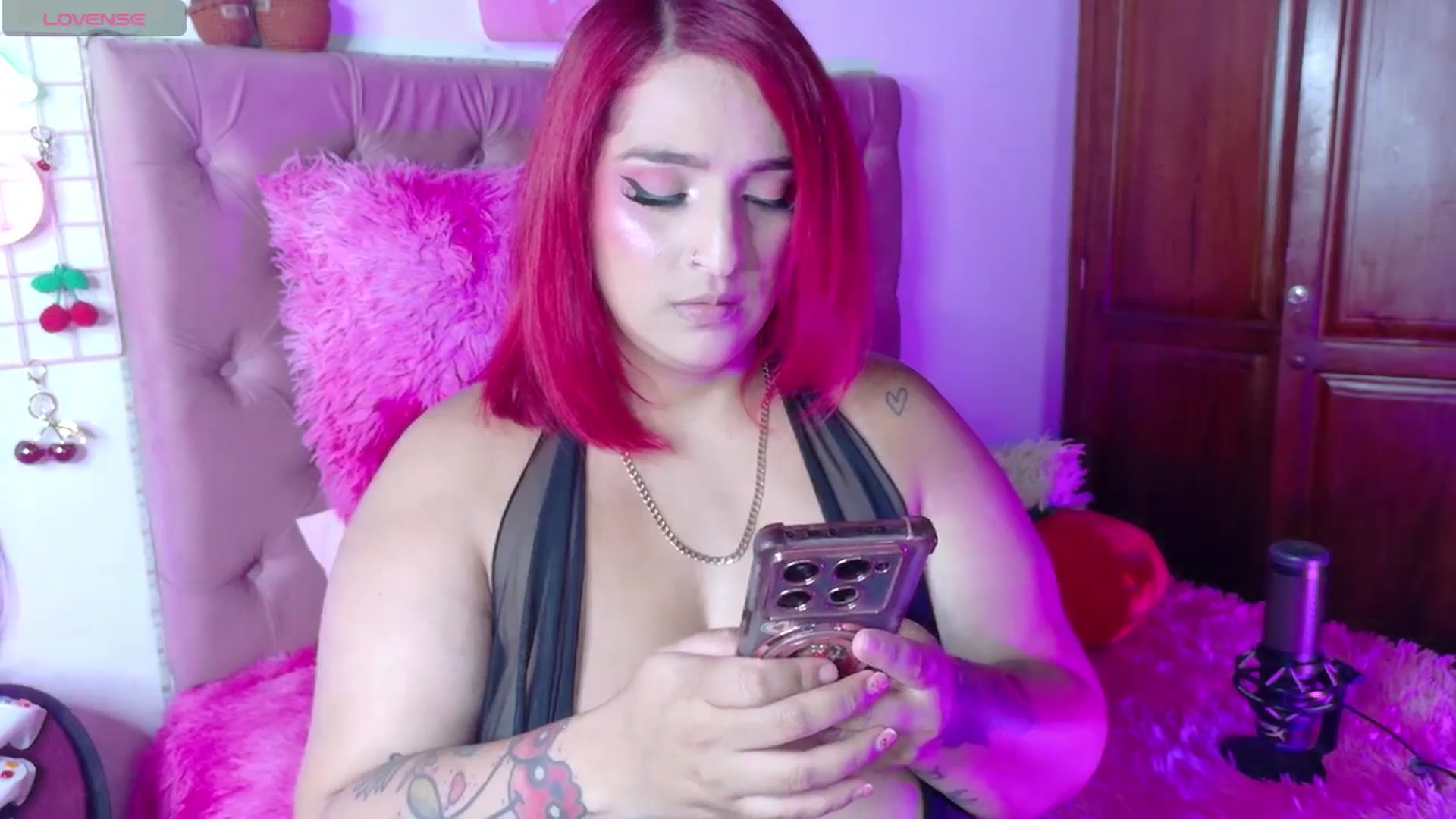 Gallery image thumbnail from Tifannys_ti's myfreecams stream on, 04/30/2026, 14:01 image 8 of 20