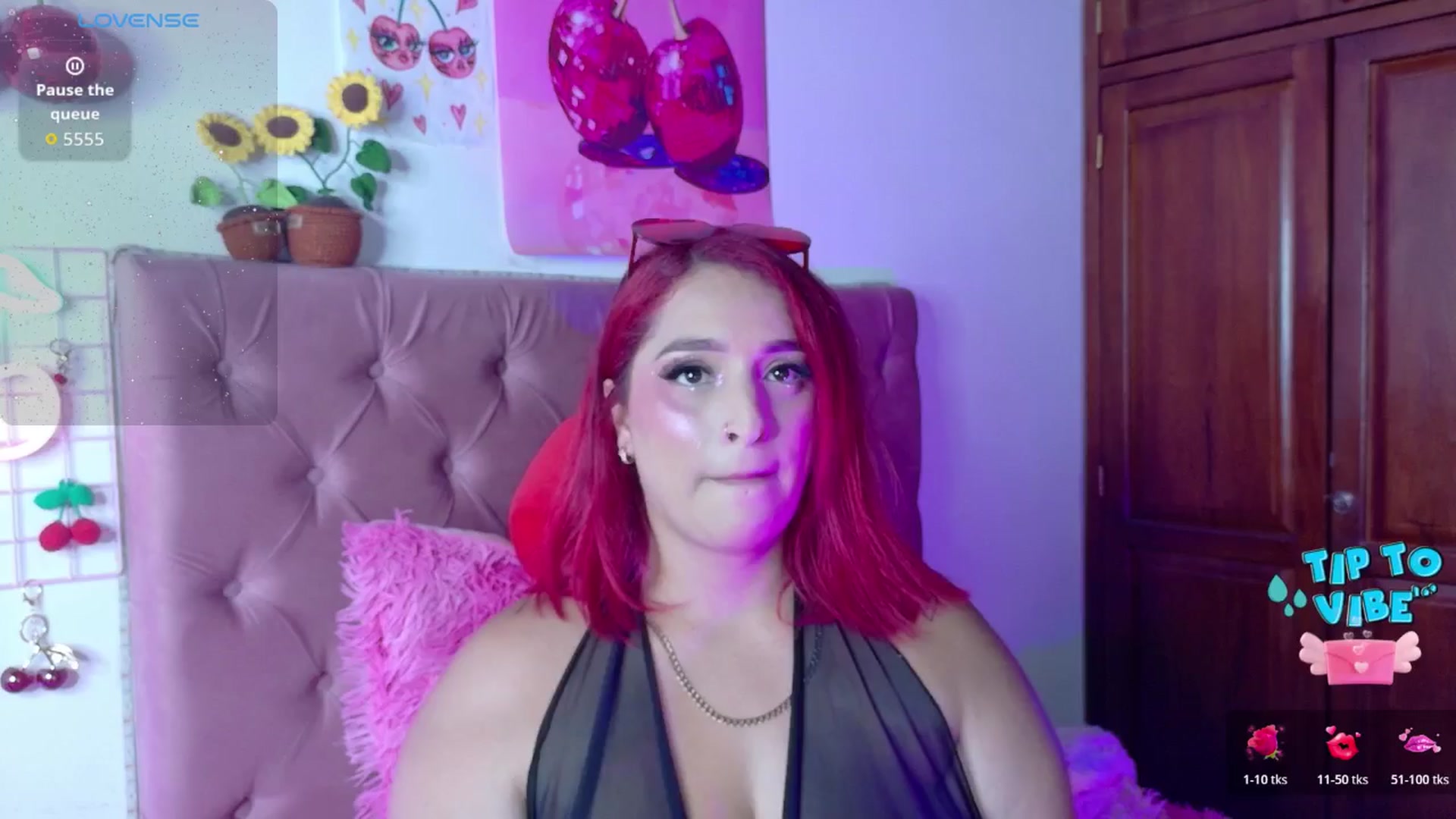Gallery image thumbnail from Tifannys_ti's myfreecams stream on, 05/03/2026, 17:04 image 1 of 20