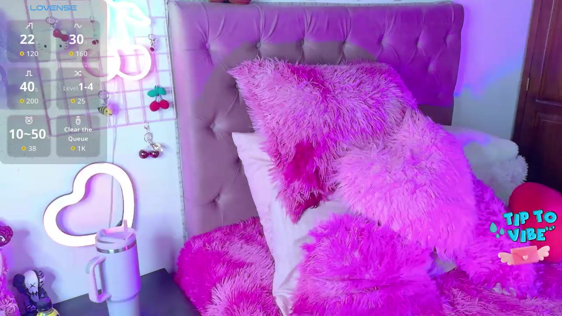 Gallery image thumbnail from Tifannys_ti's myfreecams stream on, 05/15/2026, 14:18 image 4 of 20