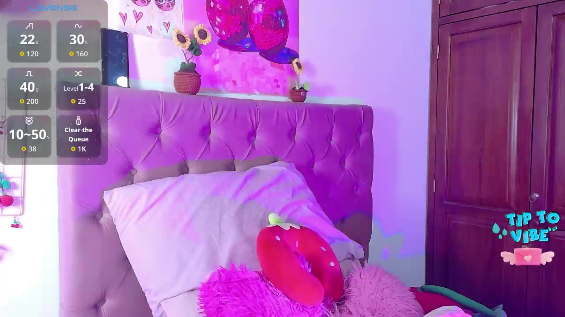 Gallery image thumbnail from Tifannys_ti's myfreecams stream on, 06/20/2026, 13:34 image 4 of 20