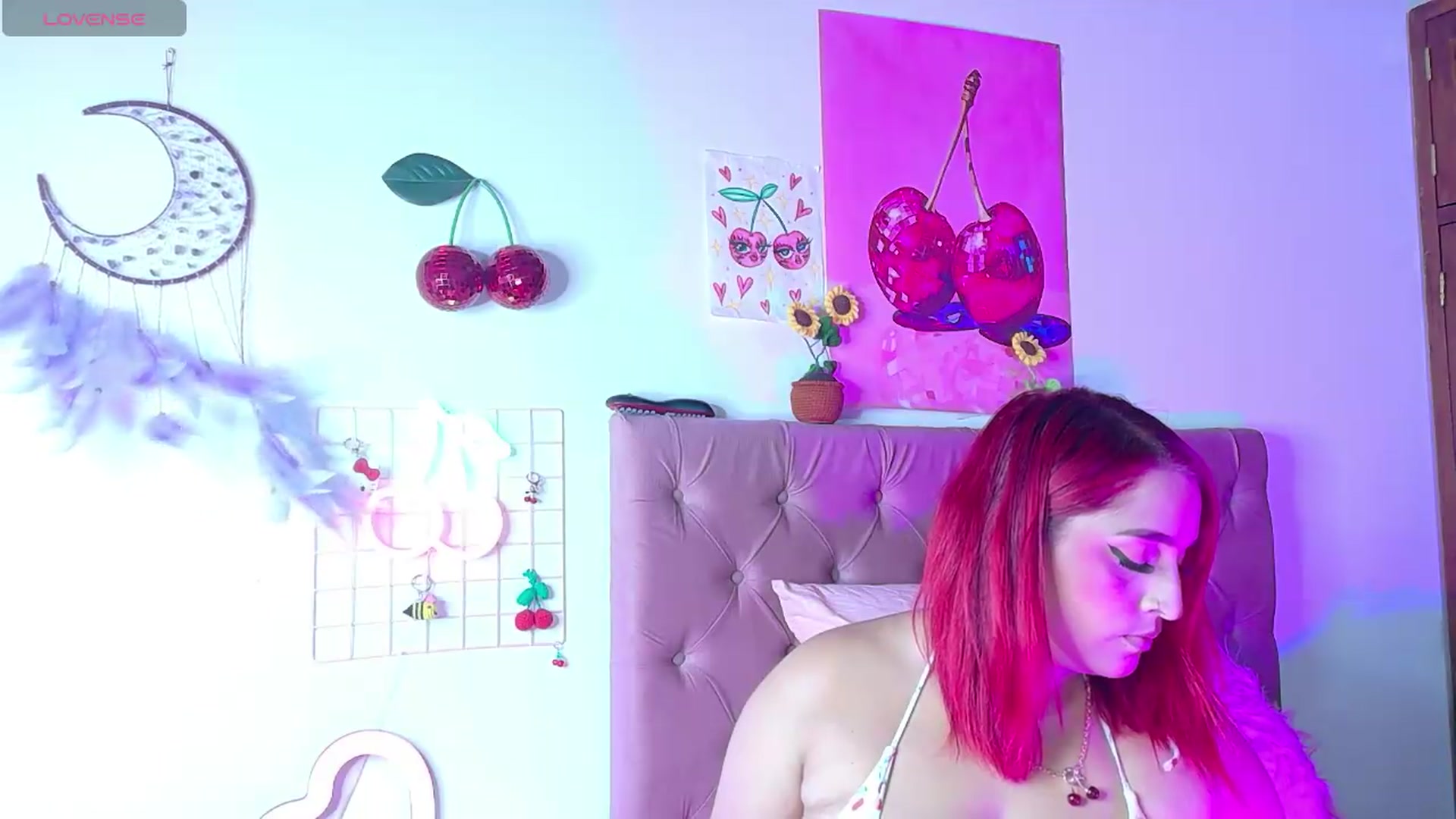 Gallery image thumbnail from Tifannys_ti's myfreecams stream on, 07/06/2026, 13:09 image 2 of 20