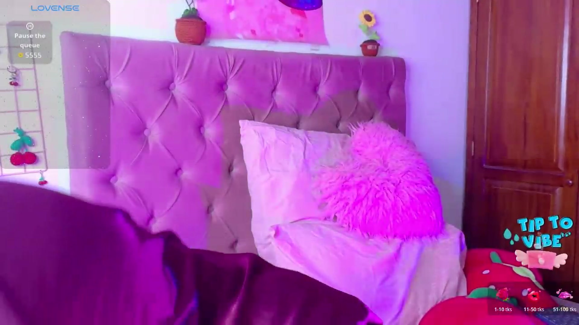 Gallery image thumbnail from Tifannys_ti's myfreecams stream on, 07/17/2026, 15:44 image 19 of 20