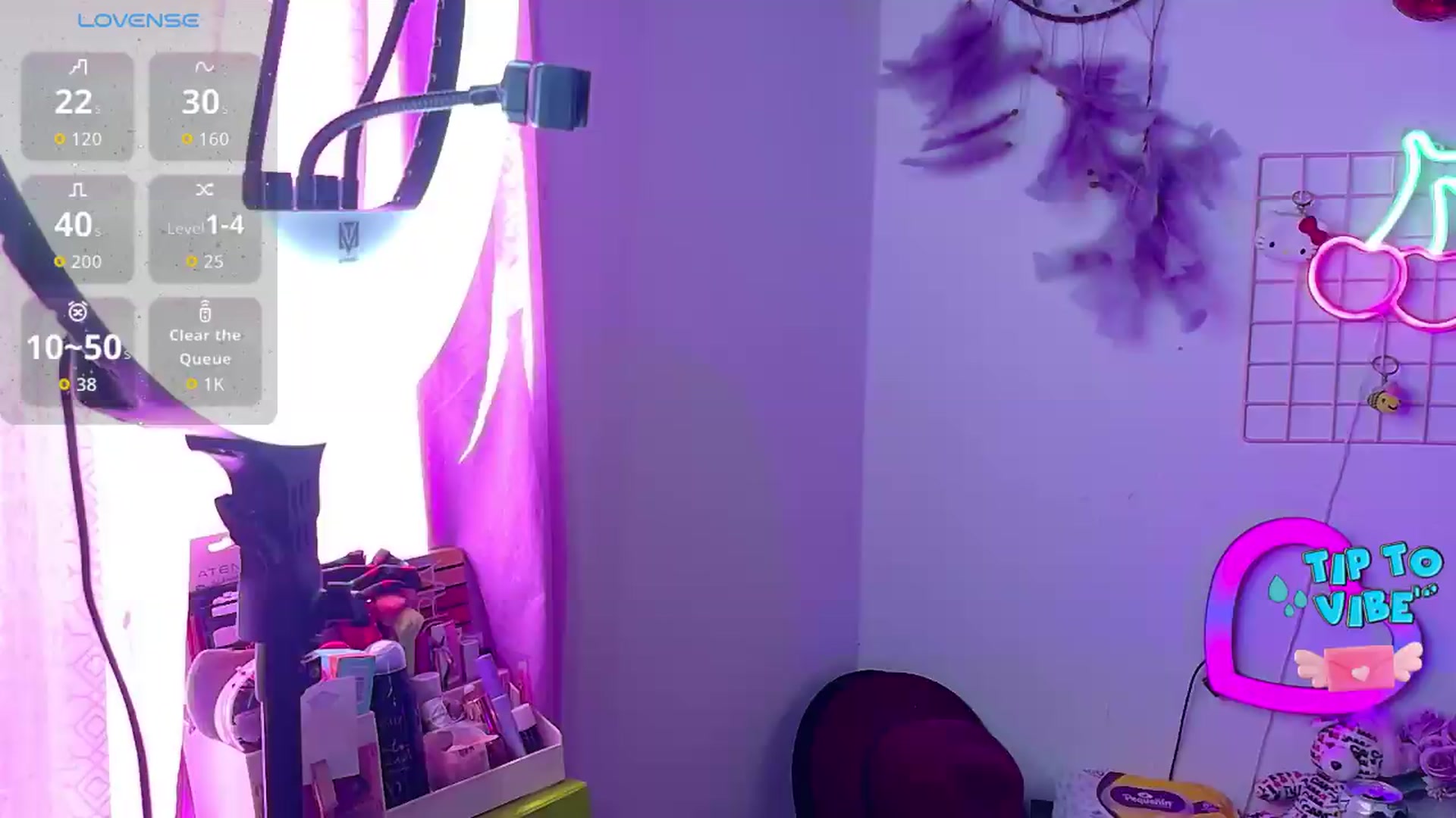 Gallery image thumbnail from Tifannys_ti's myfreecams stream on, 08/11/2026, 15:15 image 17 of 20
